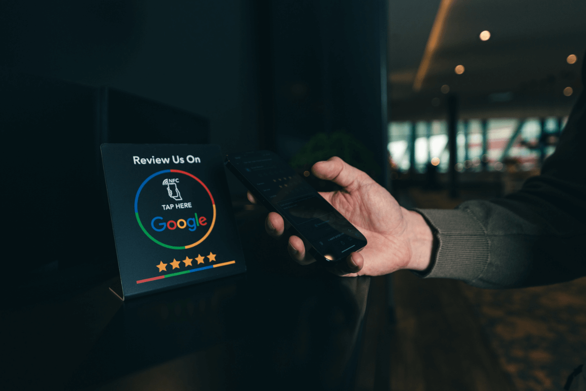 Reviews verzamelen met NFC