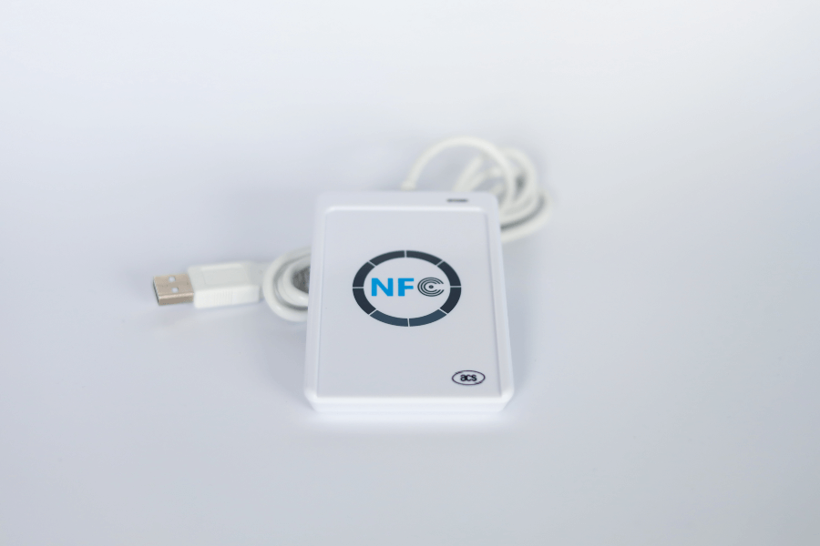 NFC lezer